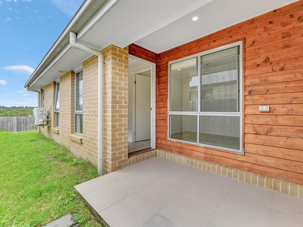 Unit 2/12 Holroyd St, Brassall, QLD 4305