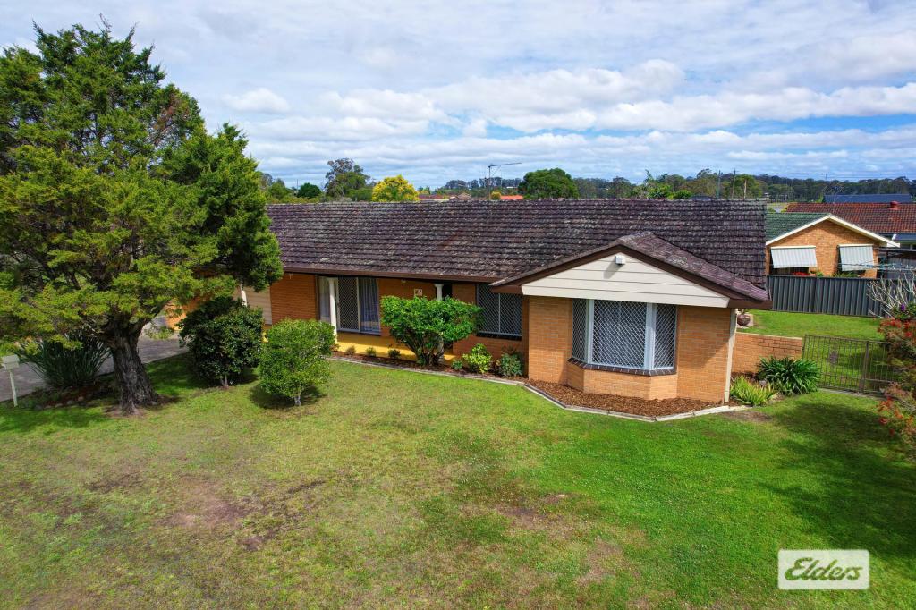 6 Jacaranda Ave, Taree, NSW 2430