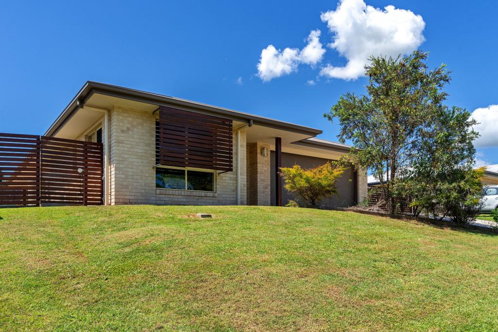 4 Champagne Lane, Southside, QLD 4570