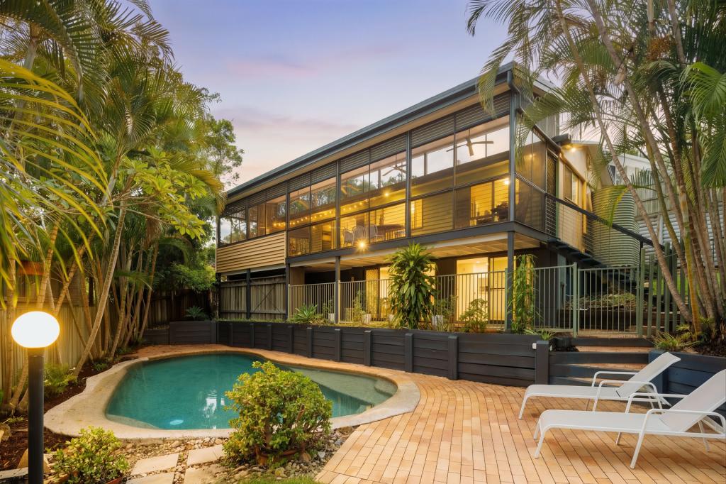 7 Kiandra St, Chapel Hill, QLD 4069