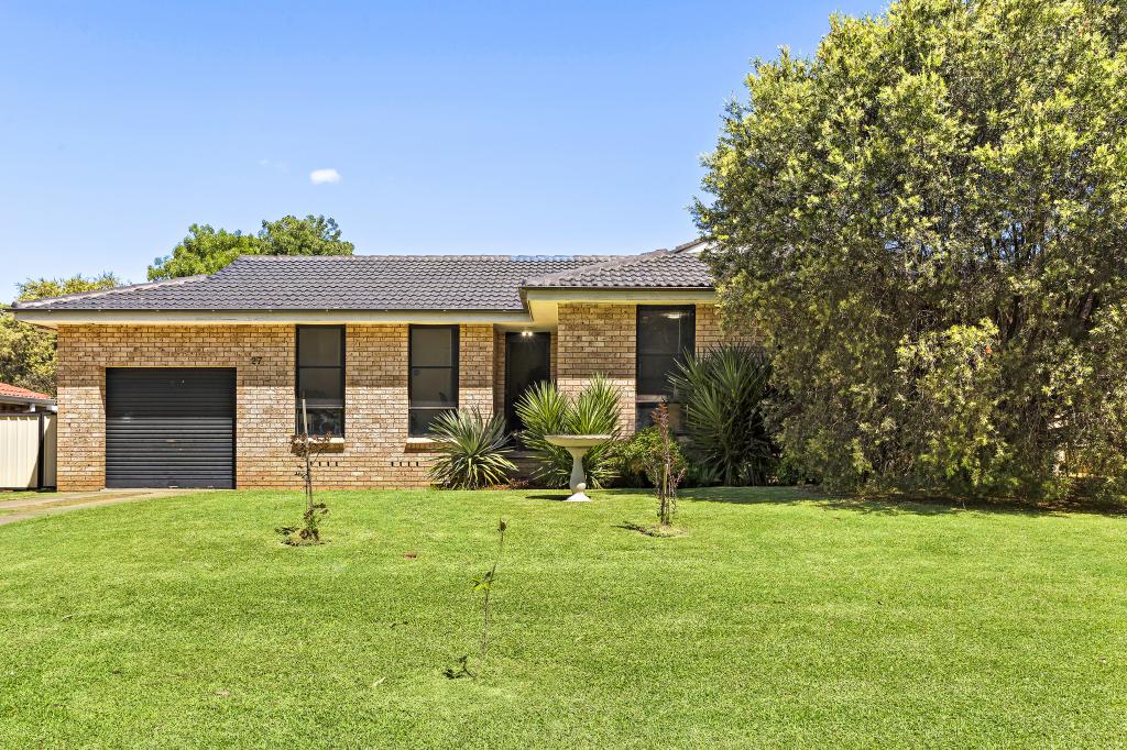 27 Woollybutt Way, Muswellbrook, NSW 2333