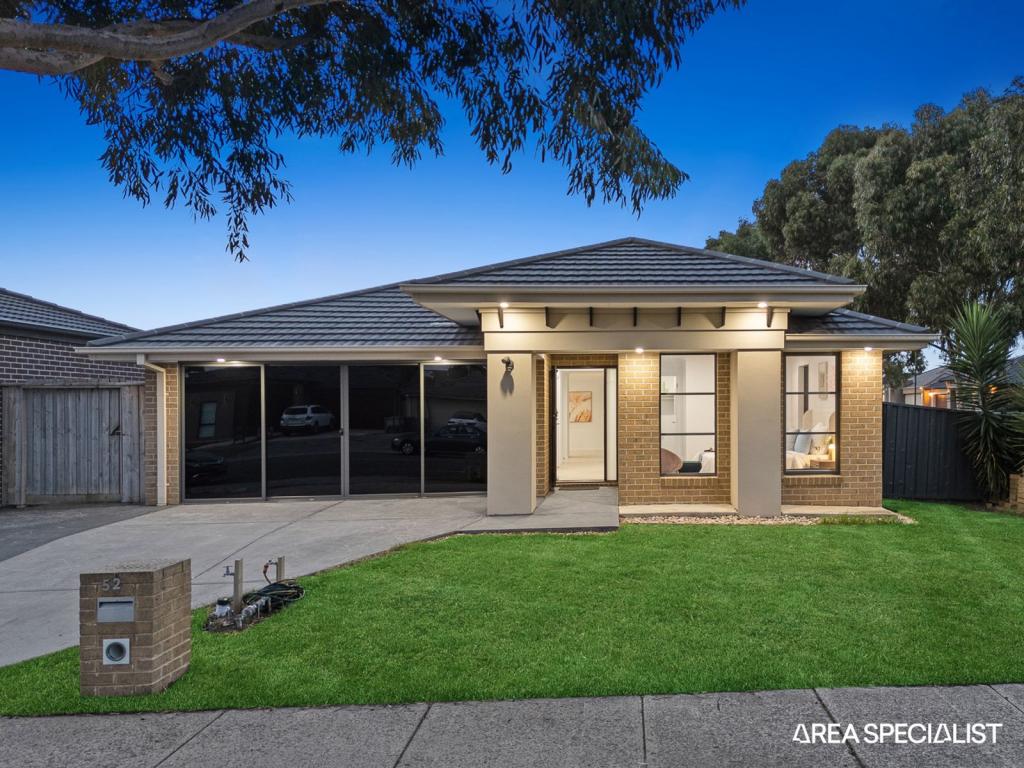 52 Chantenay Pde, Cranbourne North, VIC 3977