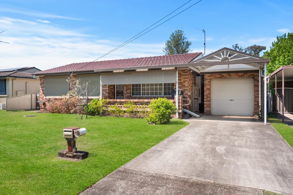 12 Luttrell St, Hobartville, NSW 2753