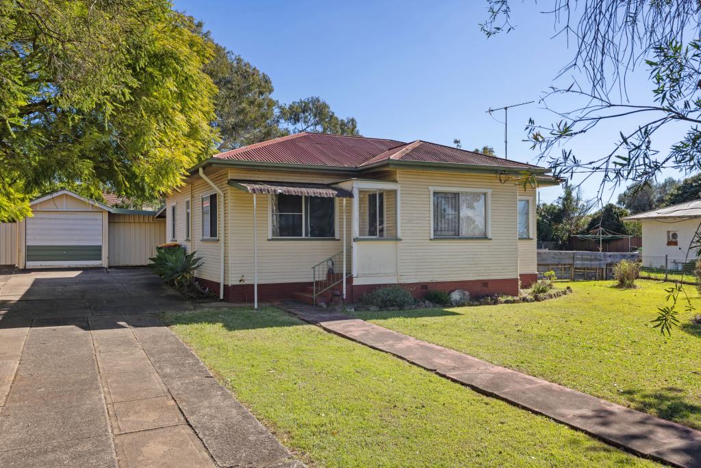 7a Doncaster St, Newtown, QLD 4350