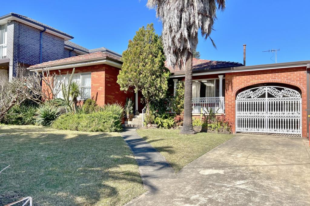 32 Greenway Pde, Revesby, NSW 2212