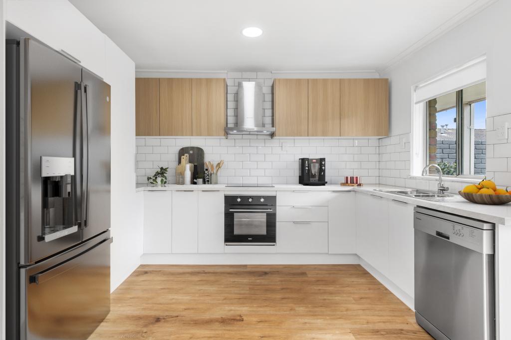 4/2 Simon St, Hastings, VIC 3915