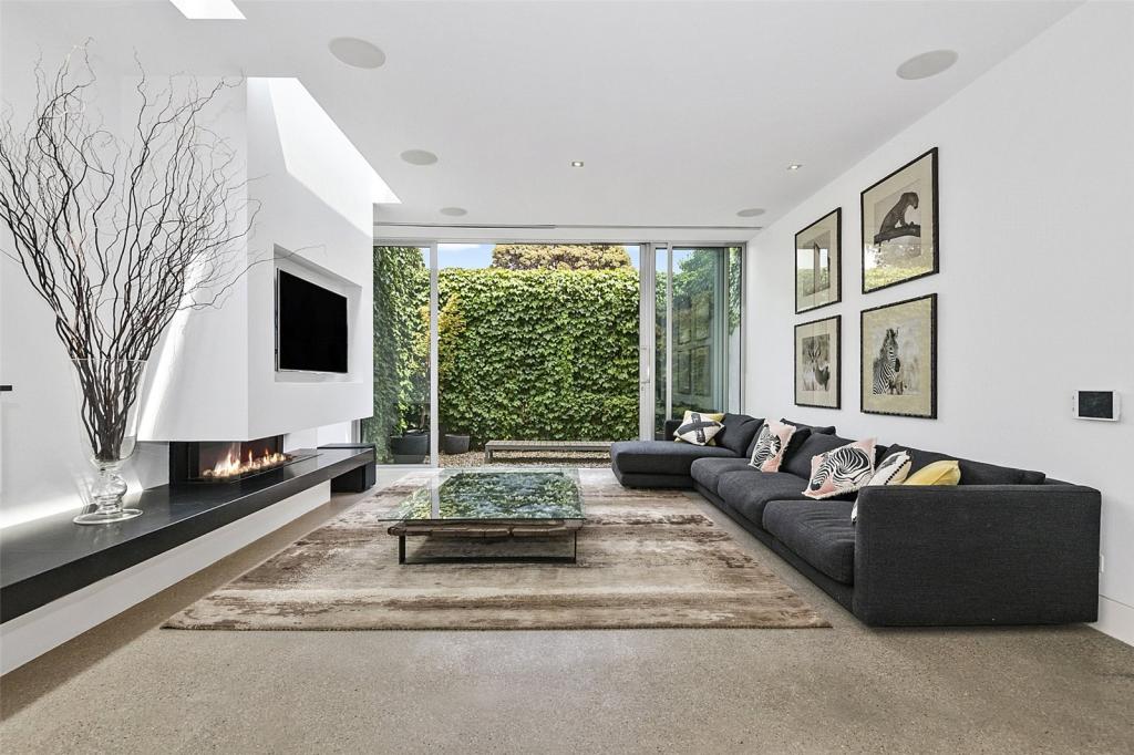 2 Cunningham St, South Yarra, VIC 3141