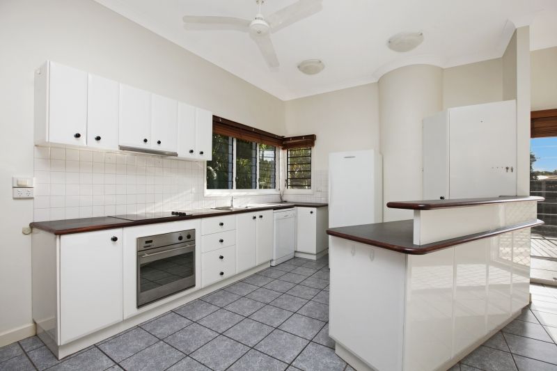 2/4 Philip St, Fannie Bay, NT 0820