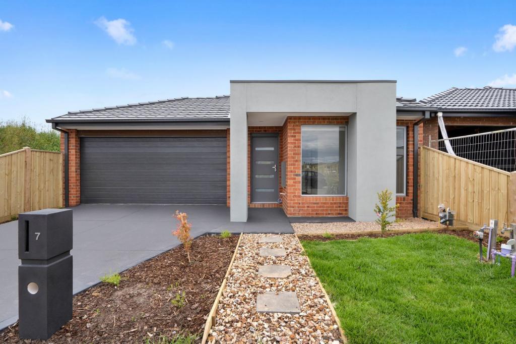 7 Dingo Rd, Beveridge, VIC 3753