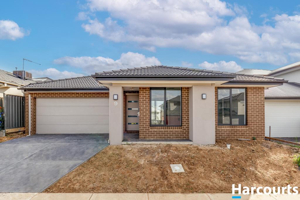 9 Caravan Pde, Berwick, VIC 3806