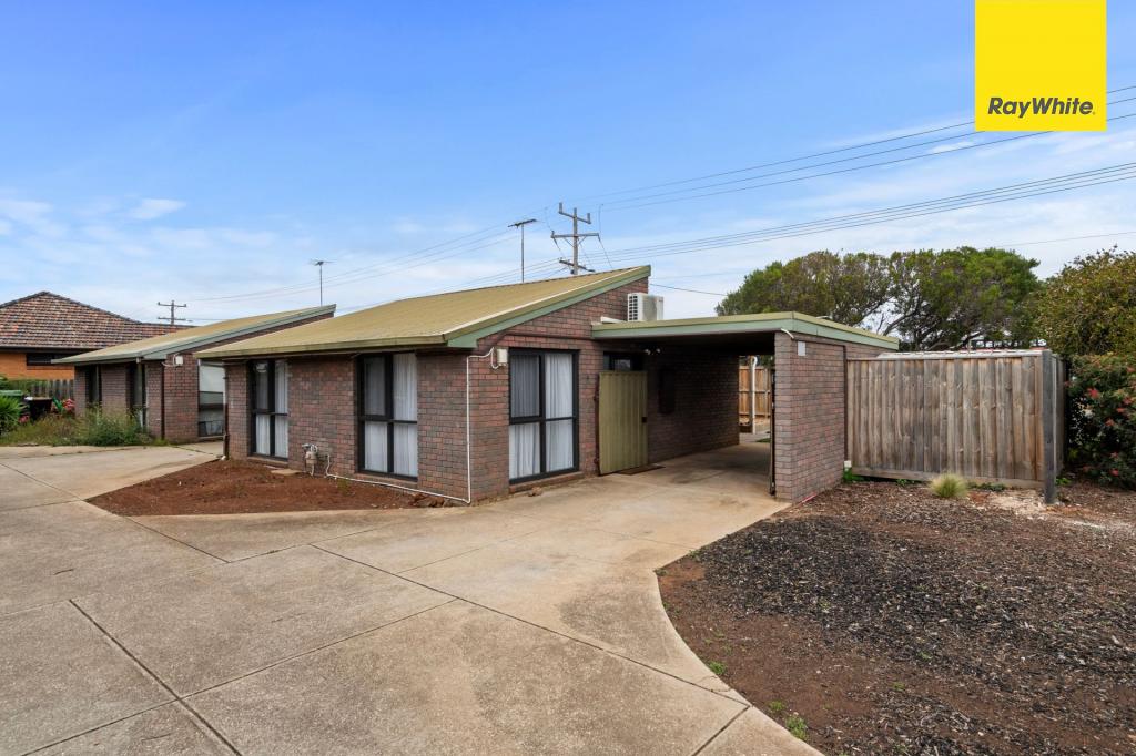 2/100 BROOKLYN RD, MELTON SOUTH, VIC 3338