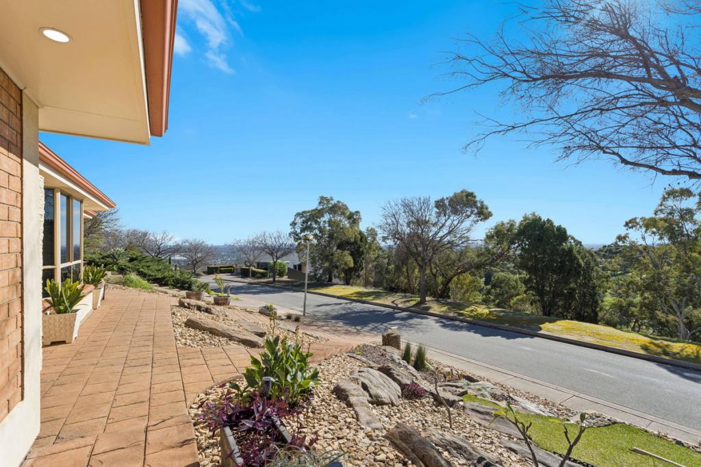 13 Greenridge Ct, Wynn Vale, SA 5127