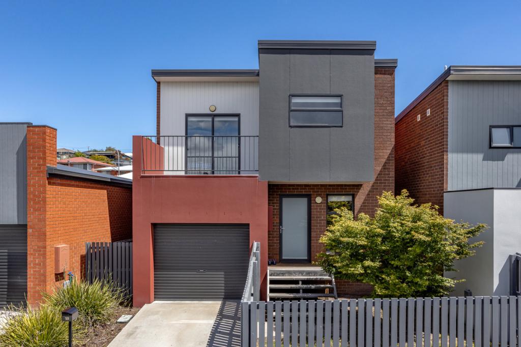 18/11 Flamenco Cir, Glenorchy, TAS 7010