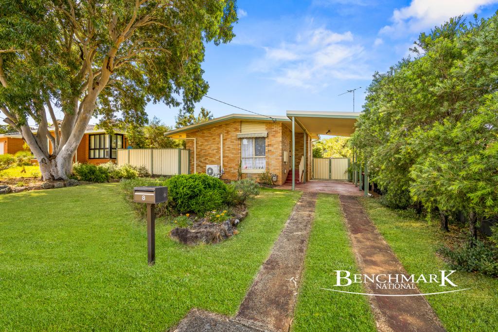 8 Burton Ave, Moorebank, NSW 2170