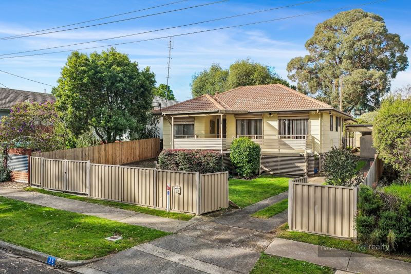 38 Greenwood Pde, Leongatha, VIC 3953