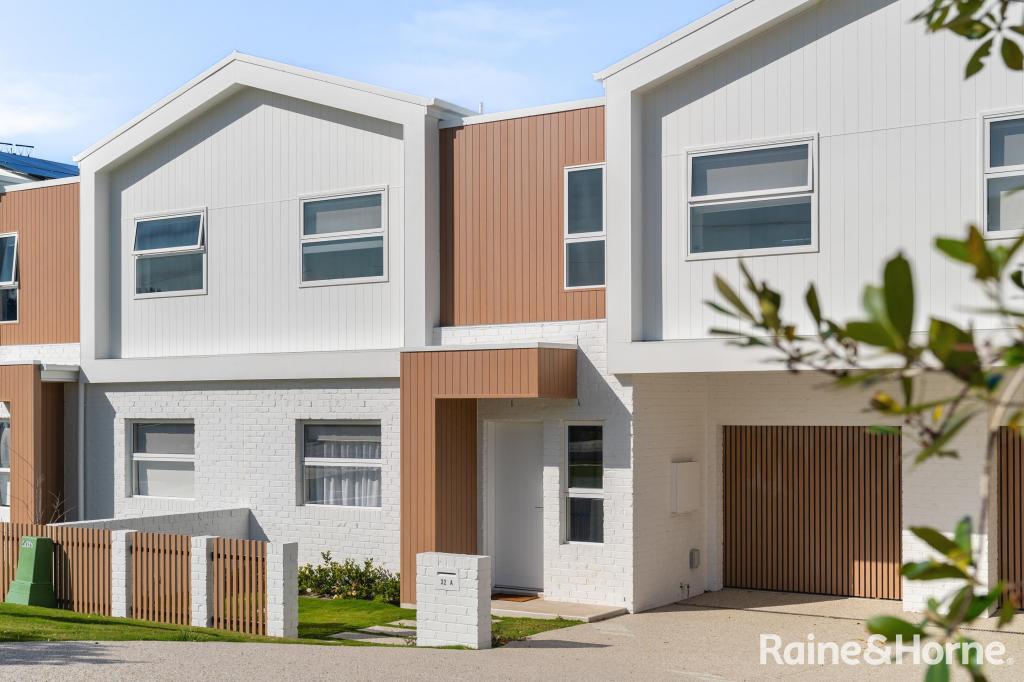 32A NURRAWALLEE ST, ULLADULLA, NSW 2539