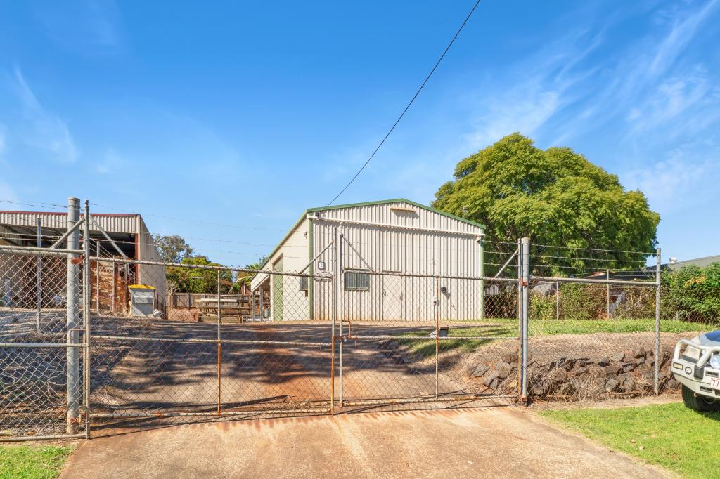 8 Progress Ct, Harlaxton, QLD 4350