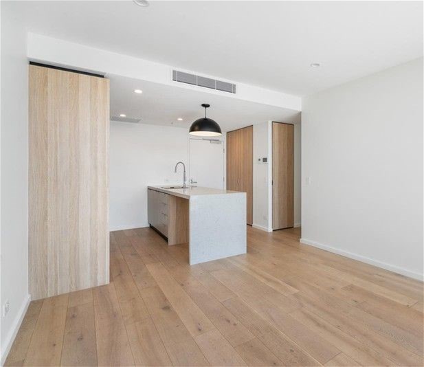 406/17 Deshon St, Woolloongabba, QLD 4102