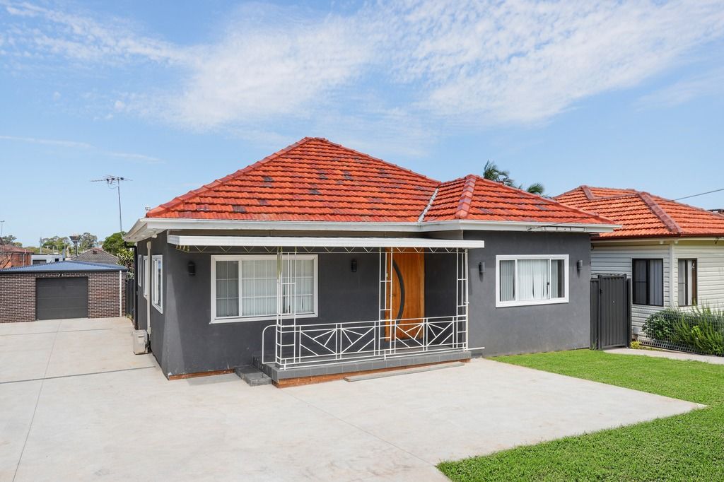 3 Wingara St, Chester Hill, NSW 2162