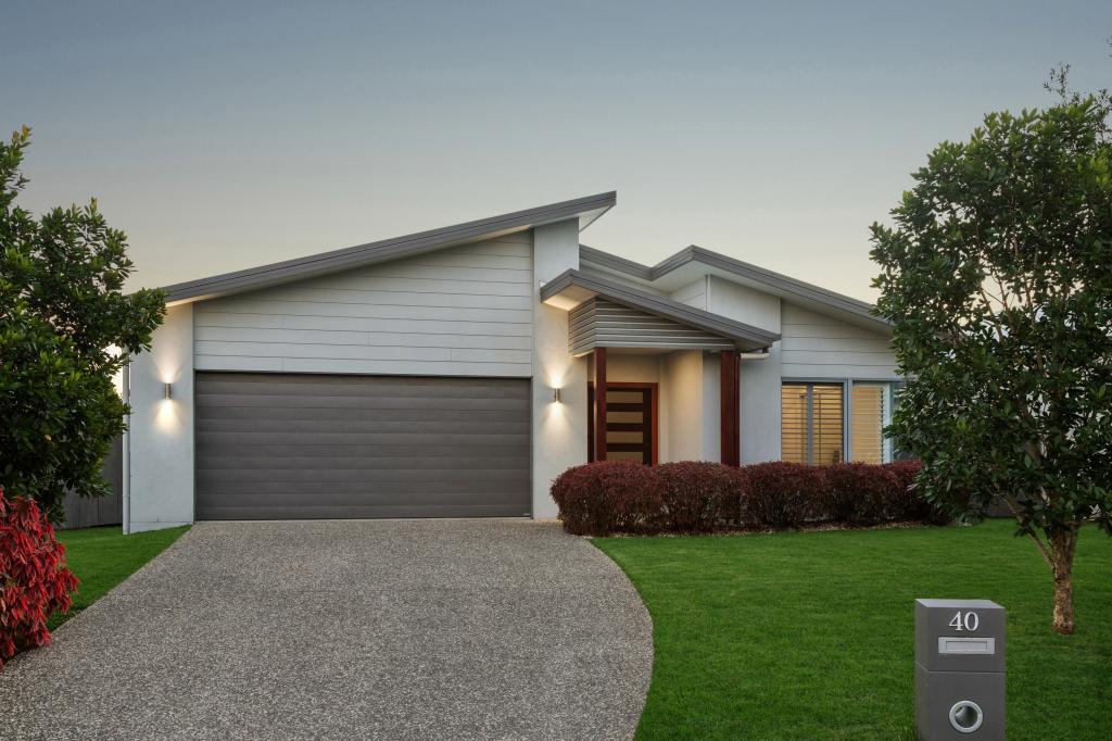40 Surfrider Pl, Mudjimba, QLD 4564