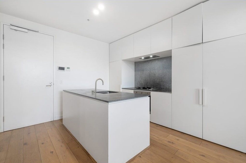 101/270b Mckinnon Rd, Mckinnon, VIC 3204