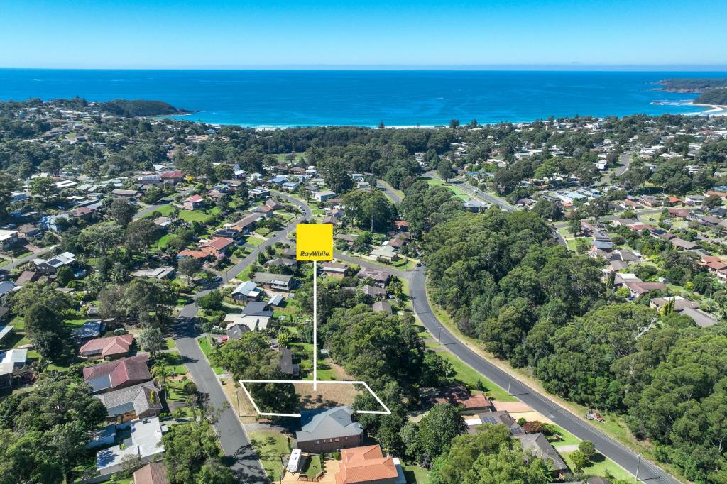 11 Bushland Ave, Mollymook Beach, NSW 2539