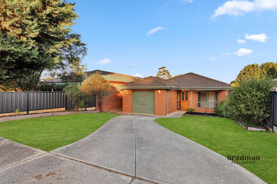 98 STANLEY ST, WALLAN, VIC 3756