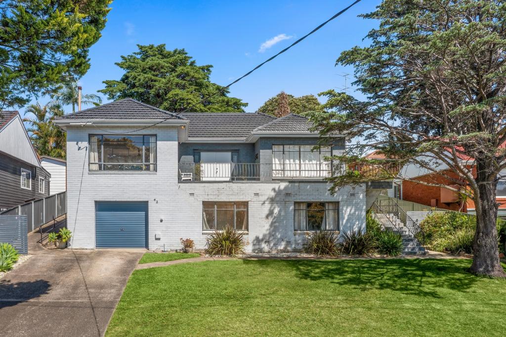 42 Abercrombie St, West Wollongong, NSW 2500