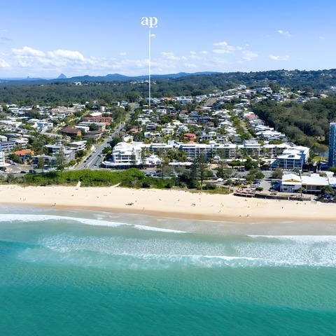 2 Tantula Rd W, Alexandra Headland, QLD 4572