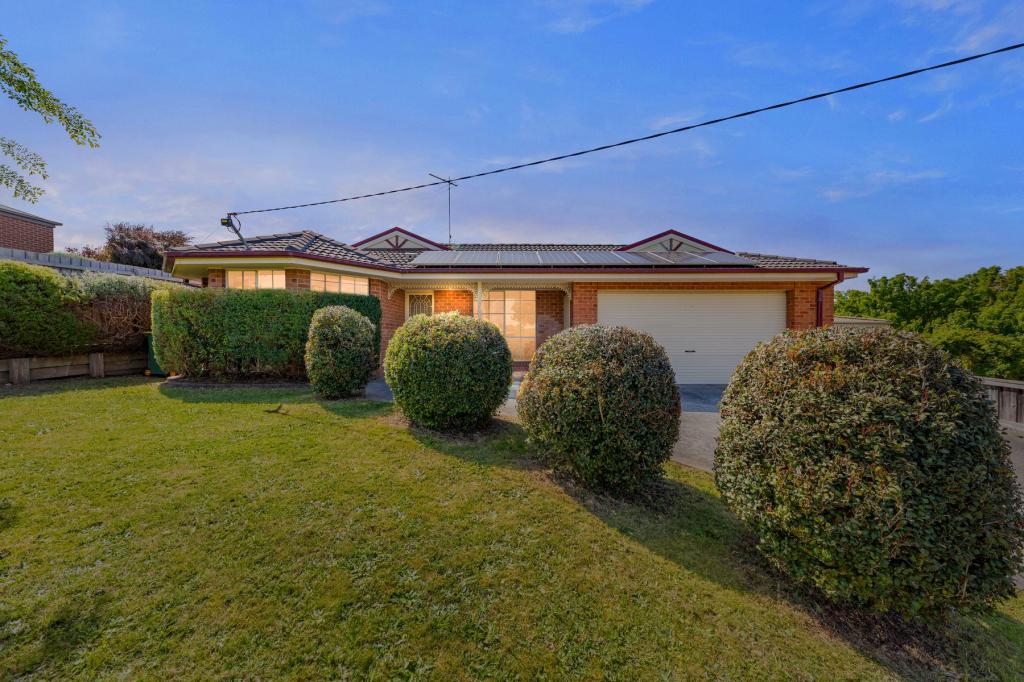 24 Campbell St, Garfield, VIC 3814