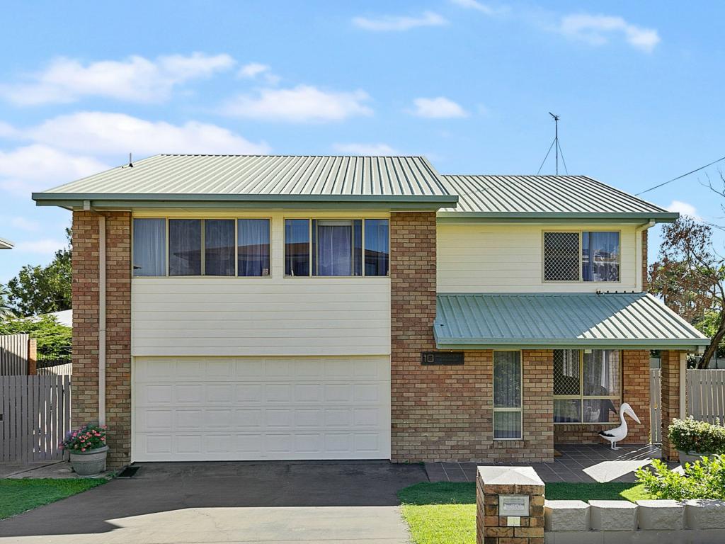 10 Hillcrest Ave, Scarness, QLD 4655