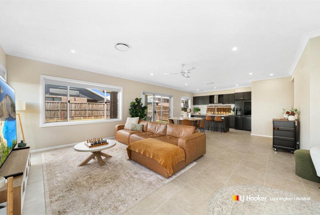 30 Eurythmic St, Menangle Park, NSW 2563