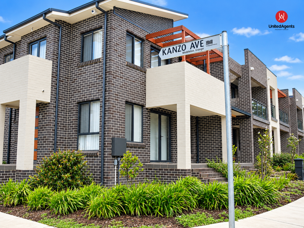 10 DEKANZO AVE, MIDDLETON GRANGE, NSW 2171