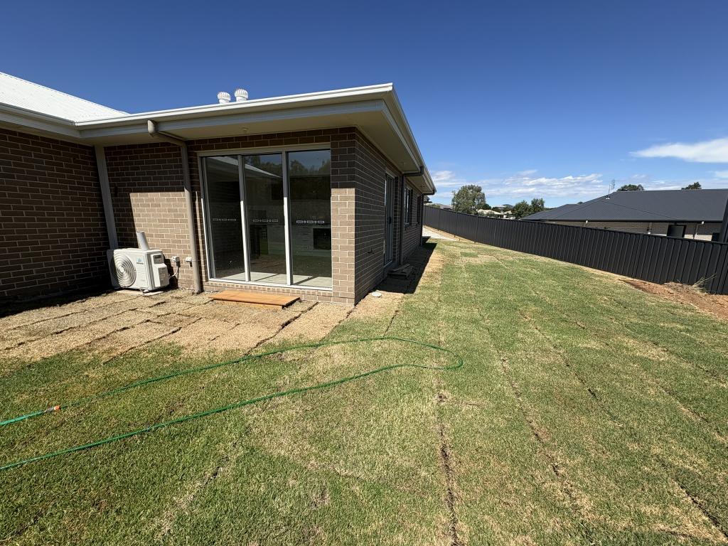 5b Redzel Cl, Muswellbrook, NSW 2333