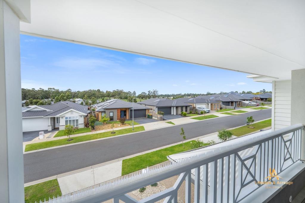 13 Mainstone St, Drouin, VIC 3818