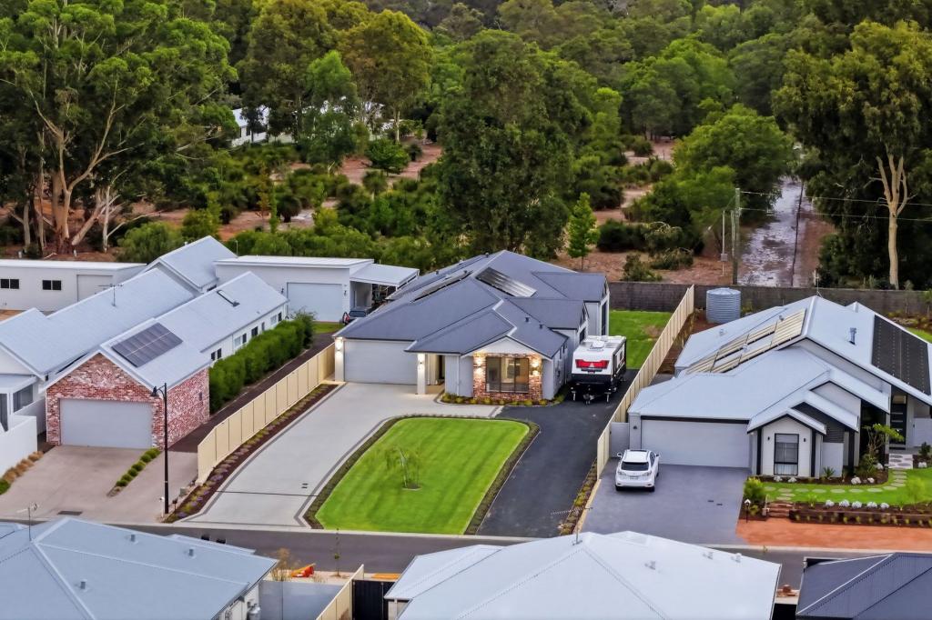 21 Alwoodley Tce, Dunsborough, WA 6281