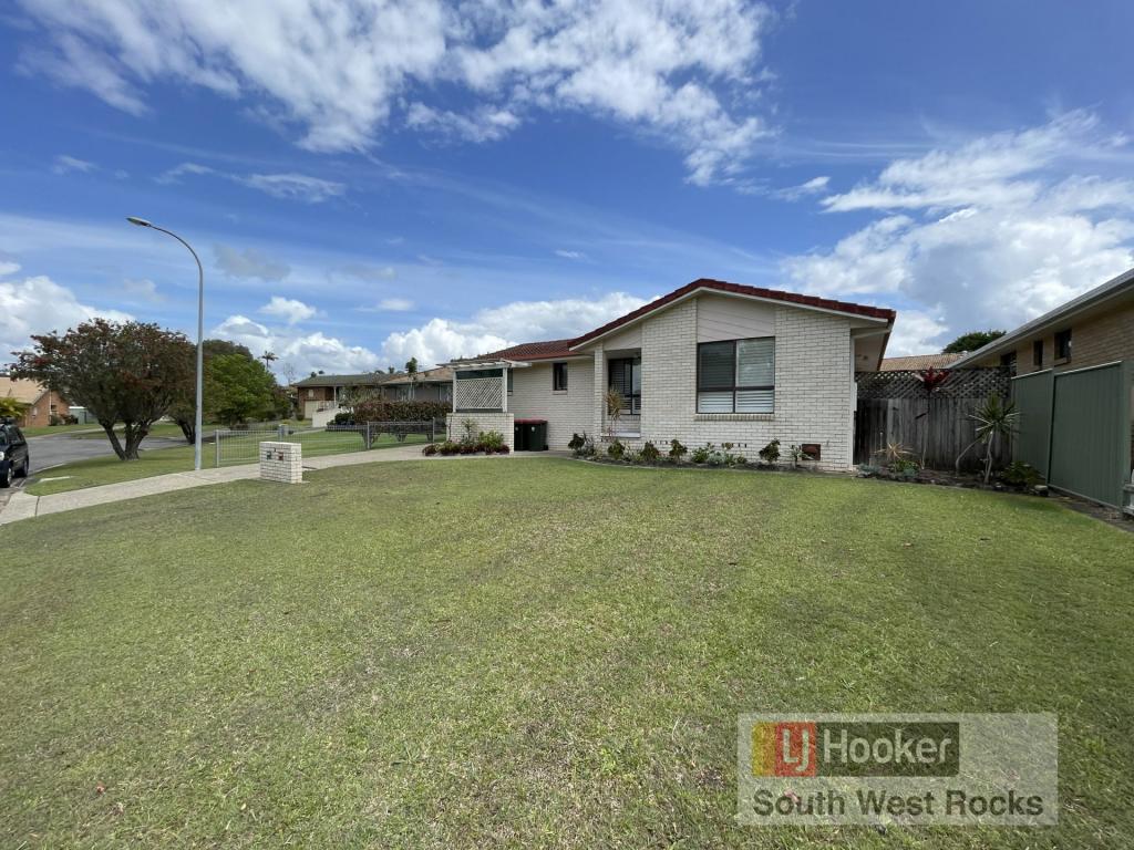 1/9 Albert Harrower Cres, South West Rocks, NSW 2431