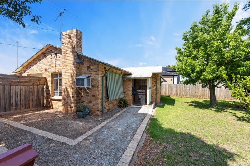 36 Law St, Heidelberg Heights, VIC 3081
