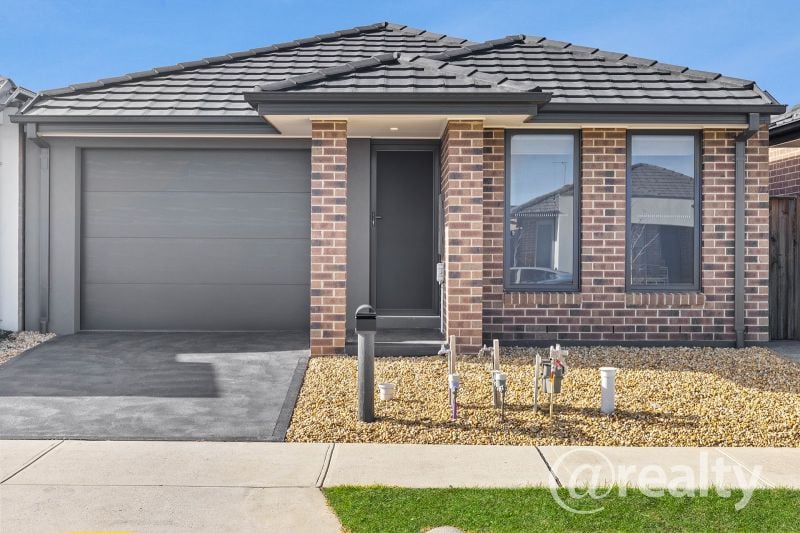 16 Goanna Rd, Clyde North, VIC 3978