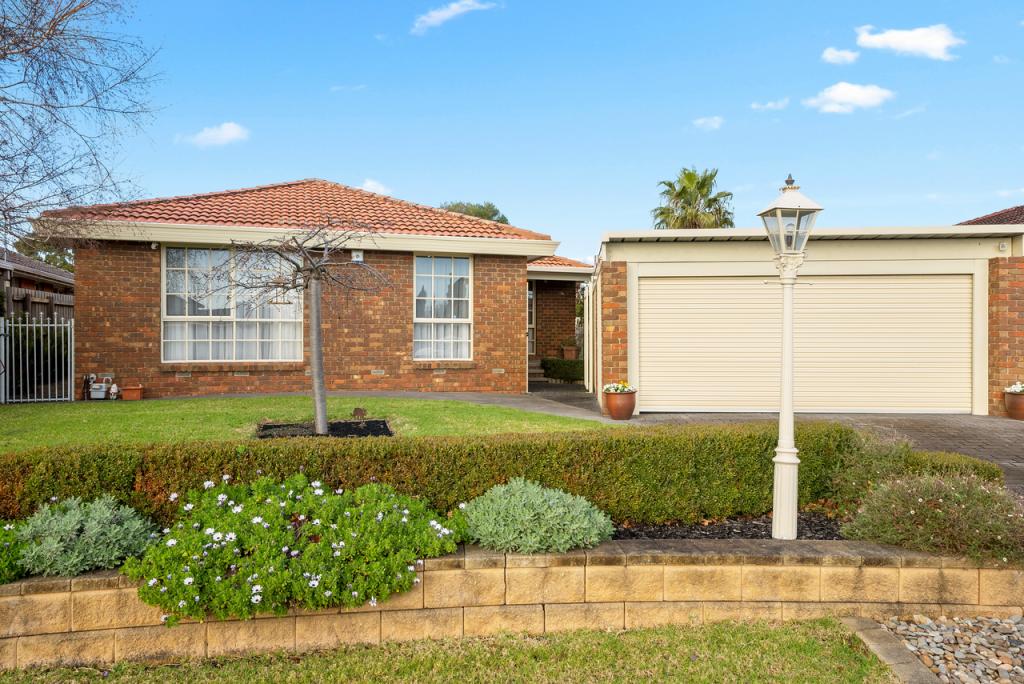 5 Lillee Cl, Wantirna South, VIC 3152