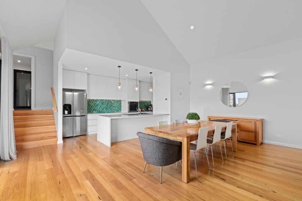 114 Mill Race Rd, Highton, VIC 3216