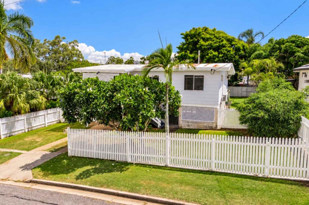 10 Harlequin St, Toolooa, QLD 4680