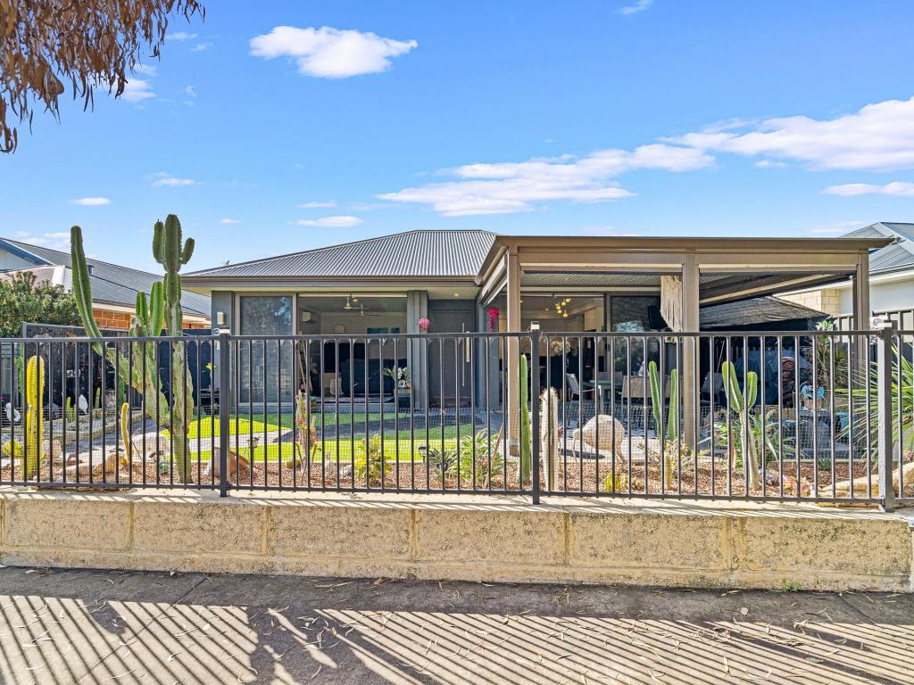 33 Lilydale Dr, Lakelands, WA 6180