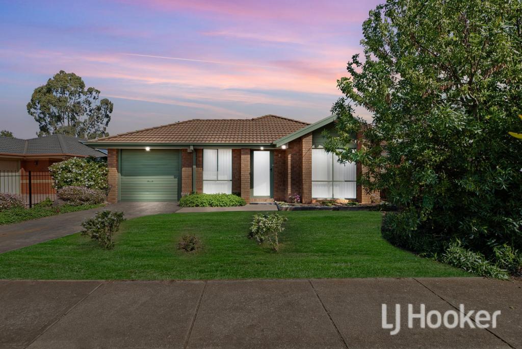 2/2 Fraser St, Melton South, VIC 3338