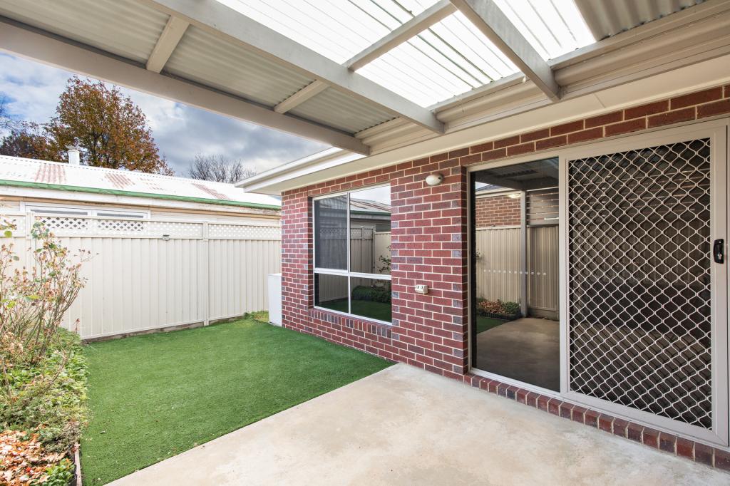 3/131 Larter St, Canadian, VIC 3350