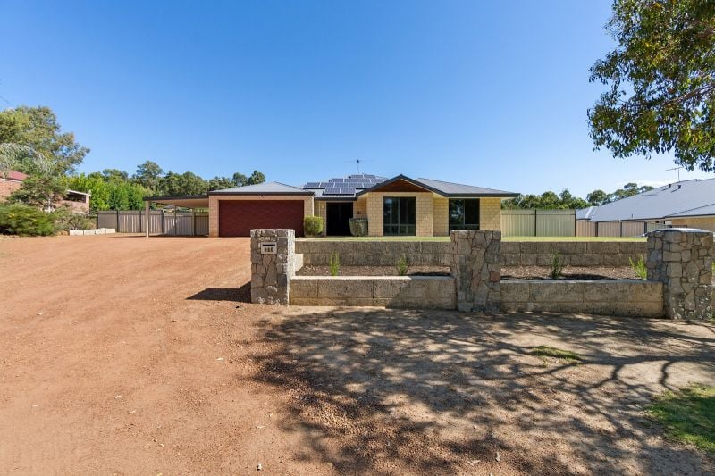 260 Kilburn Rd, Parkerville, WA 6081