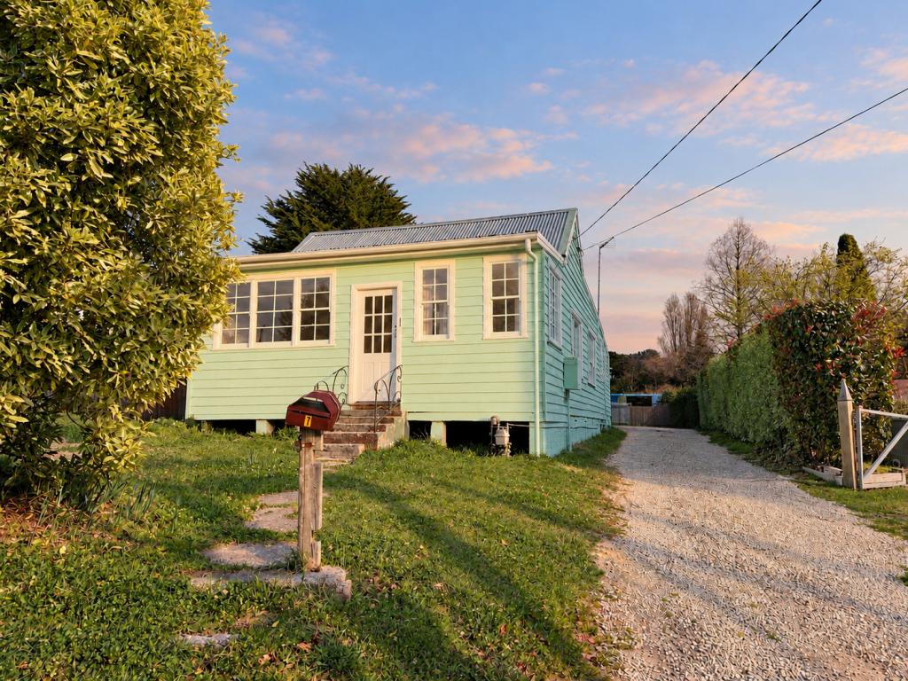 1 Hooper St, Mount Victoria, NSW 2786