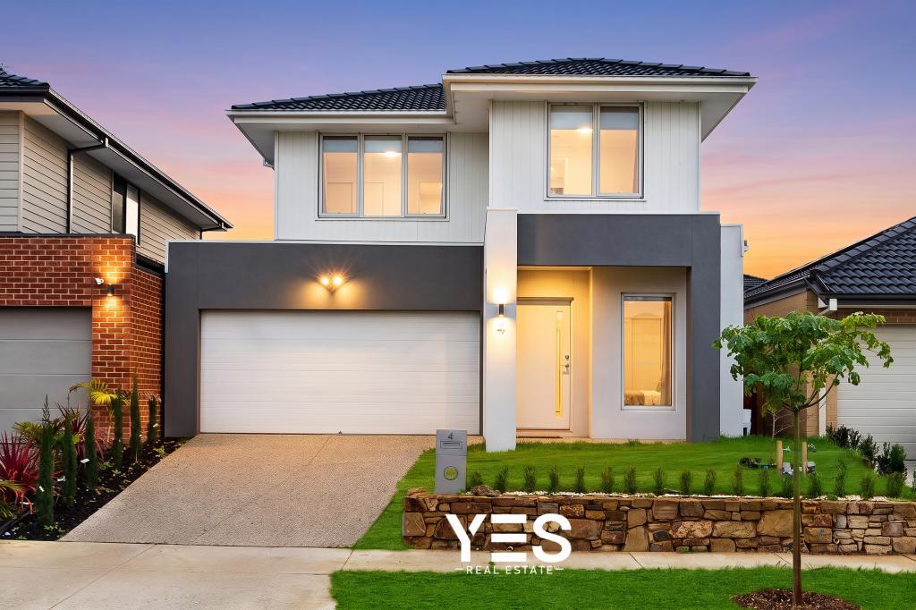 4 KHILLARI CCT, CLYDE NORTH, VIC 3978