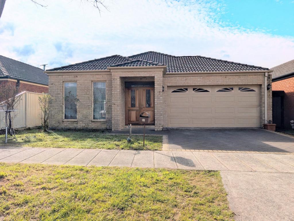 37 Long Island Cct, Craigieburn, VIC 3064