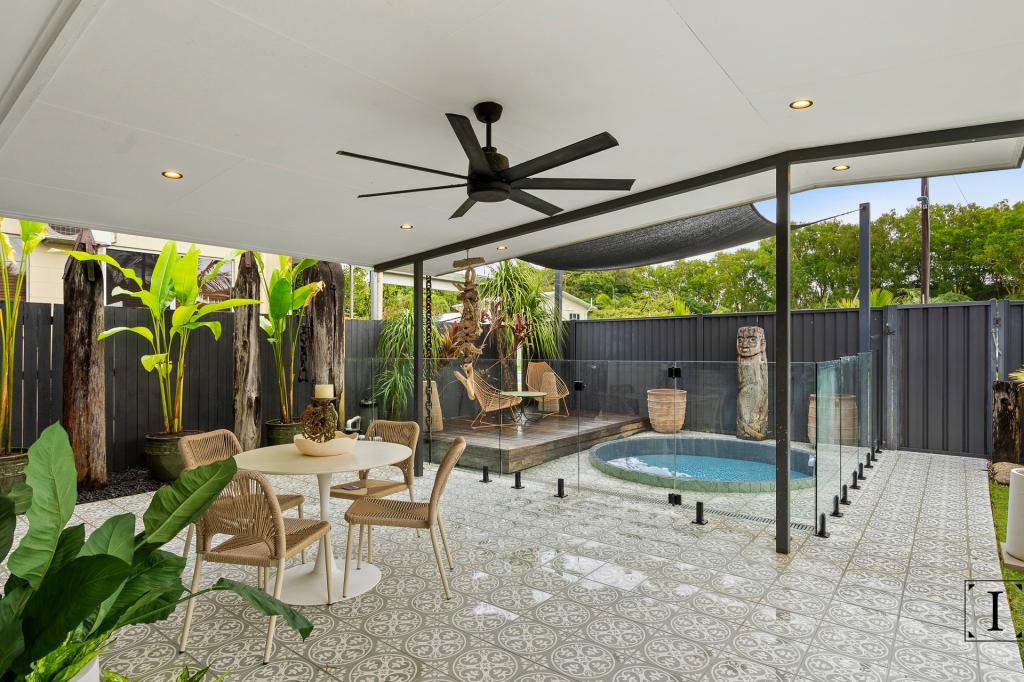 52 Christensen St, Machans Beach, QLD 4878